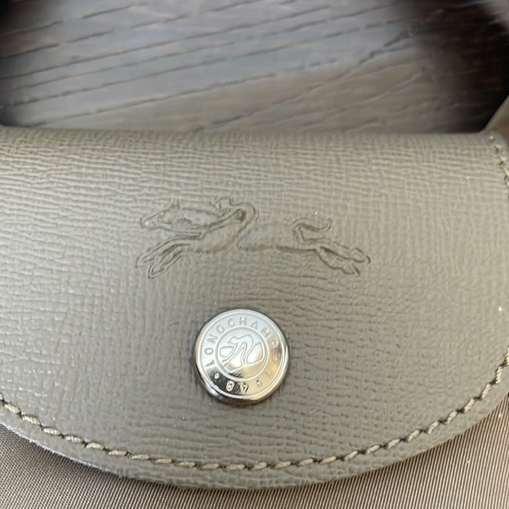 BNWT Longchamp Le Pliage Neo Nylon Extra Small Taupe Bag - Picture 7 of 9